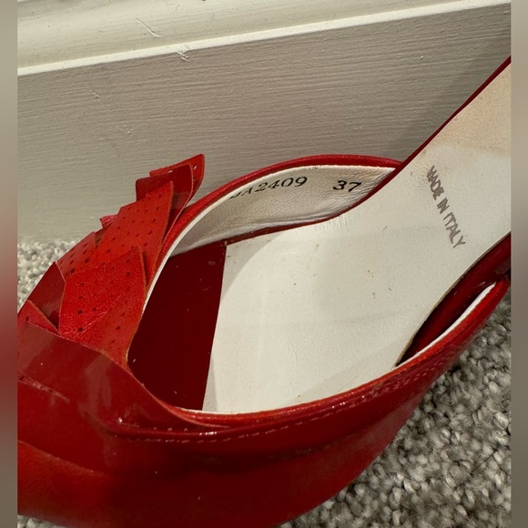 Red classy ankle strap heels - Picture 3 of 5